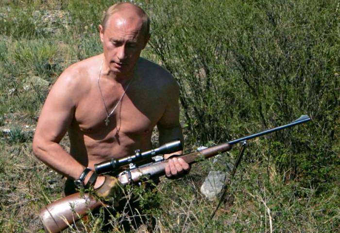 с оружием Путин